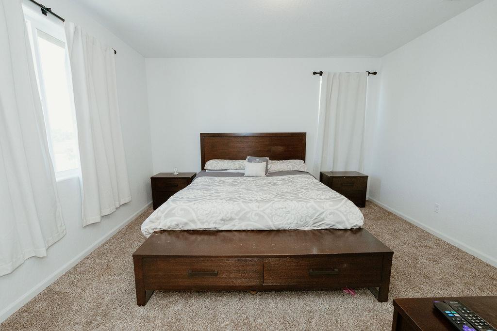 947 W Payson Ave, Visalia, CA 93291