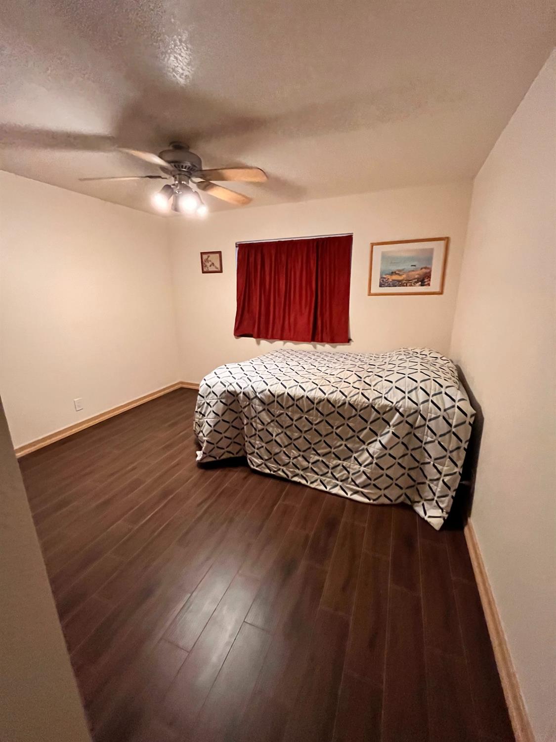 2479 W San Ramon Ave, Fresno, CA 93711