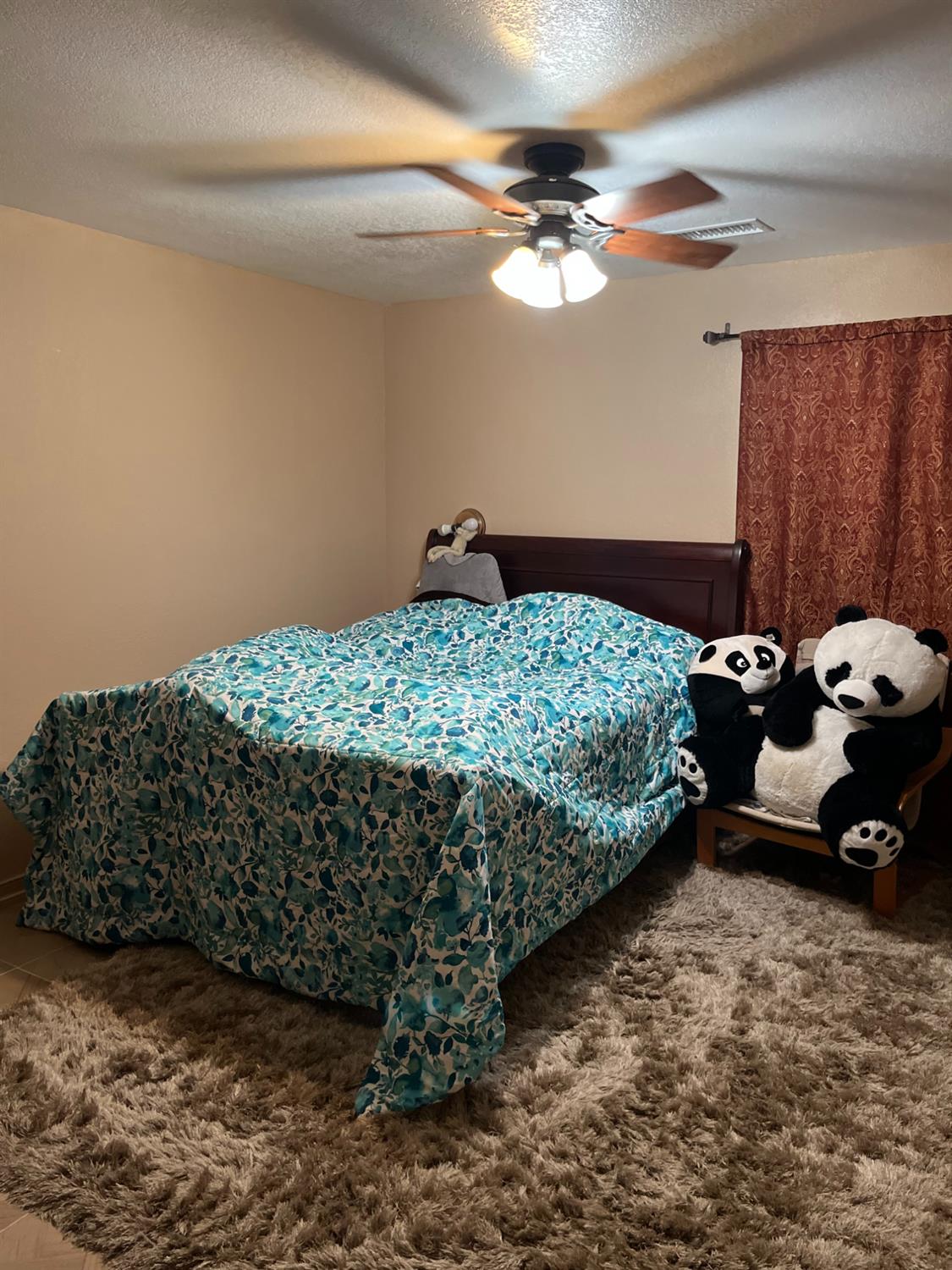 2479 W San Ramon Ave, Fresno, CA 93711