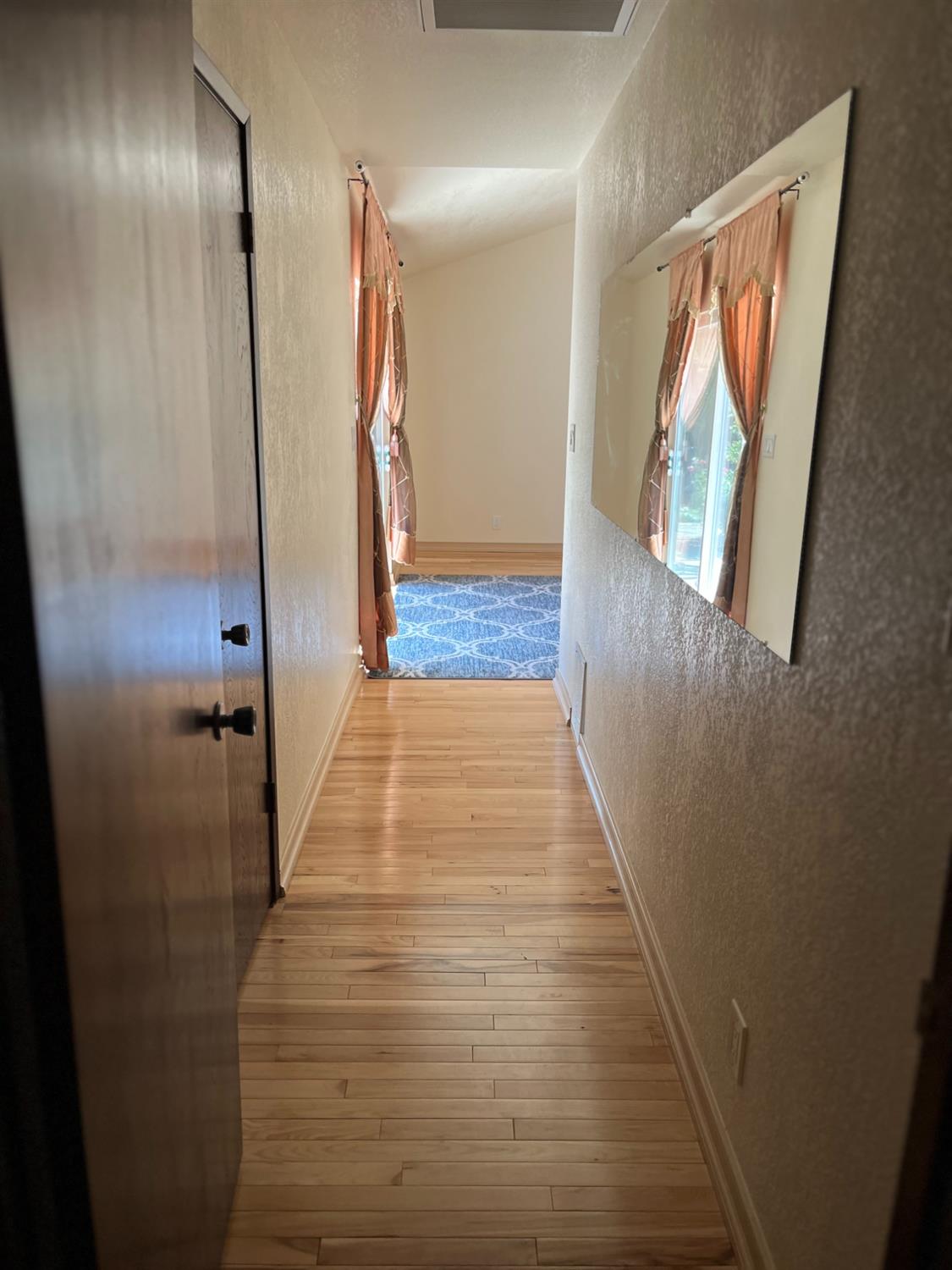 2479 W San Ramon Ave, Fresno, CA 93711