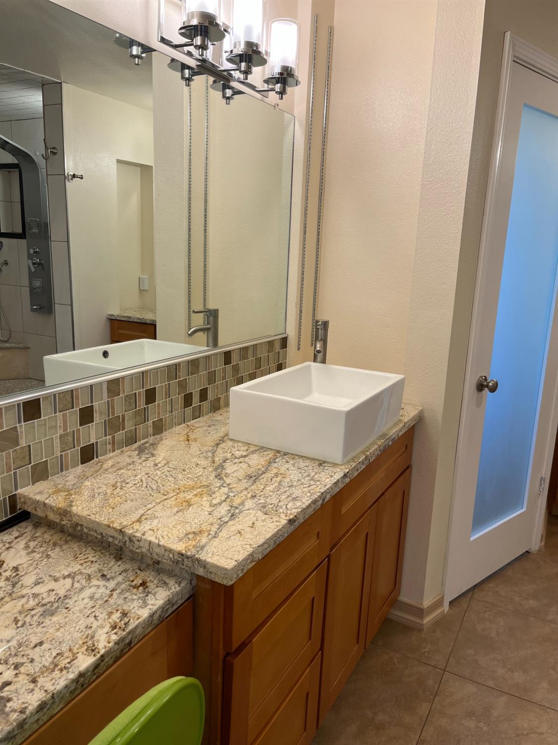 2479 W San Ramon Ave, Fresno, CA 93711