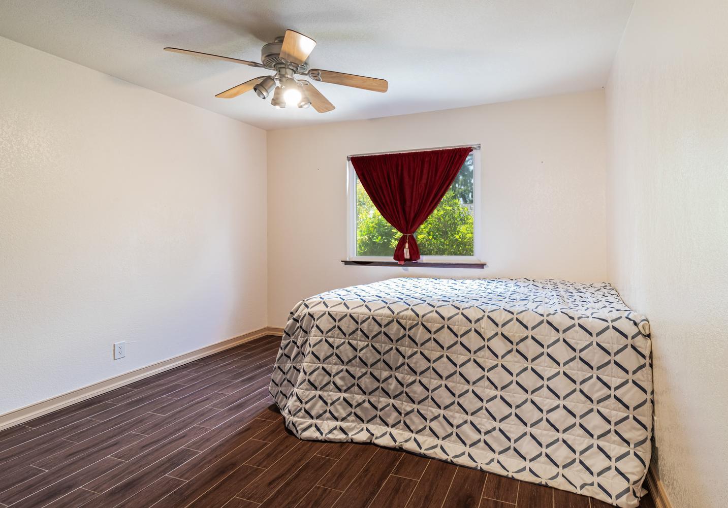 2479 W San Ramon Ave, Fresno, CA 93711