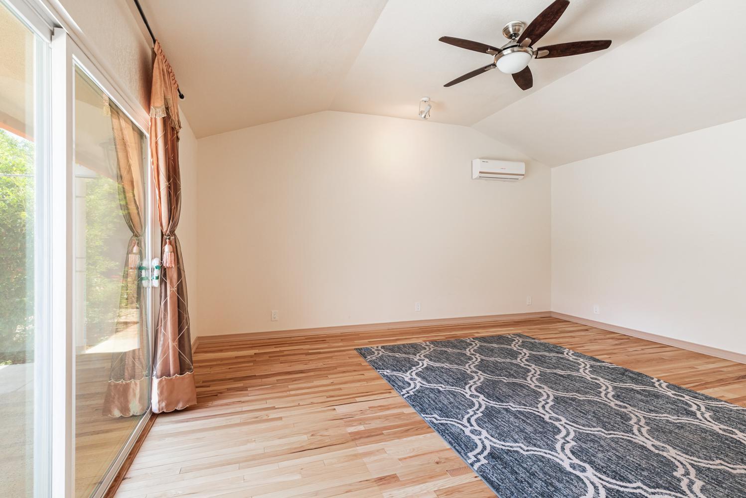 2479 W San Ramon Ave, Fresno, CA 93711