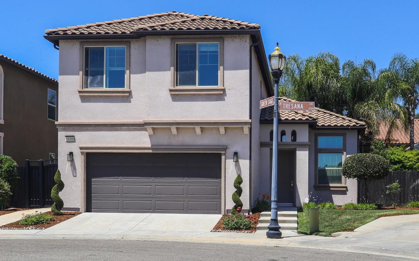 11333 N Tresana Ave, Fresno, CA 93730