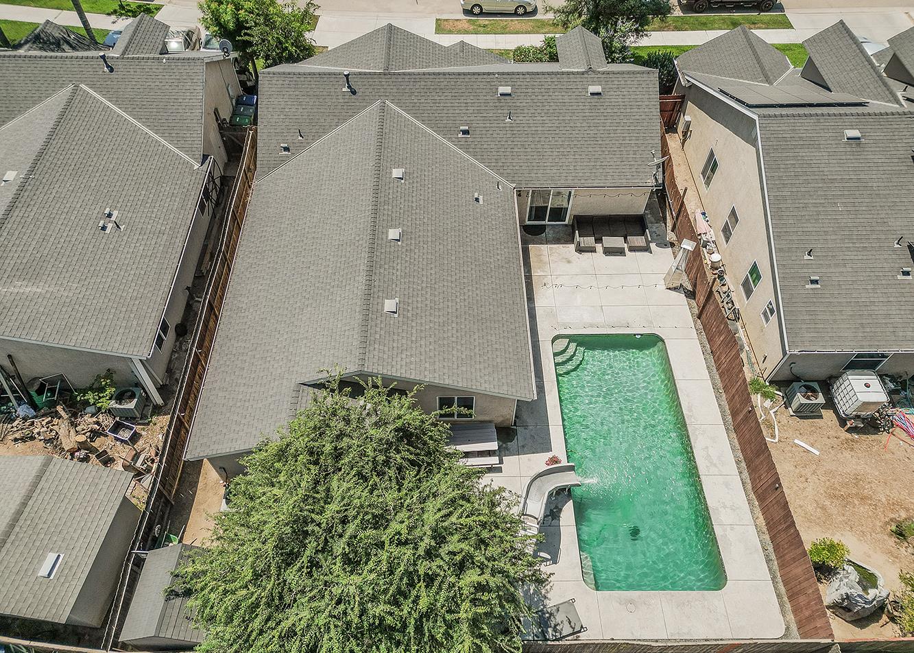 180 E Carpenter Ave, Reedley, CA 93654