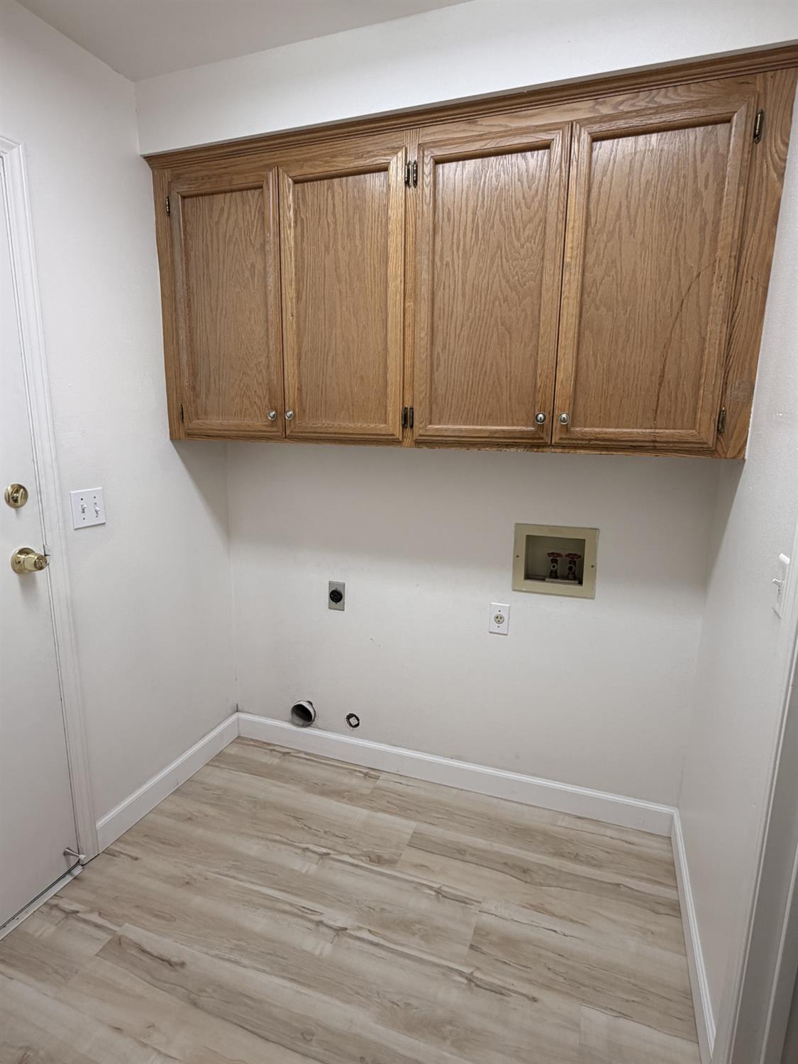 2504 Riverview Dr, Madera, CA 93637