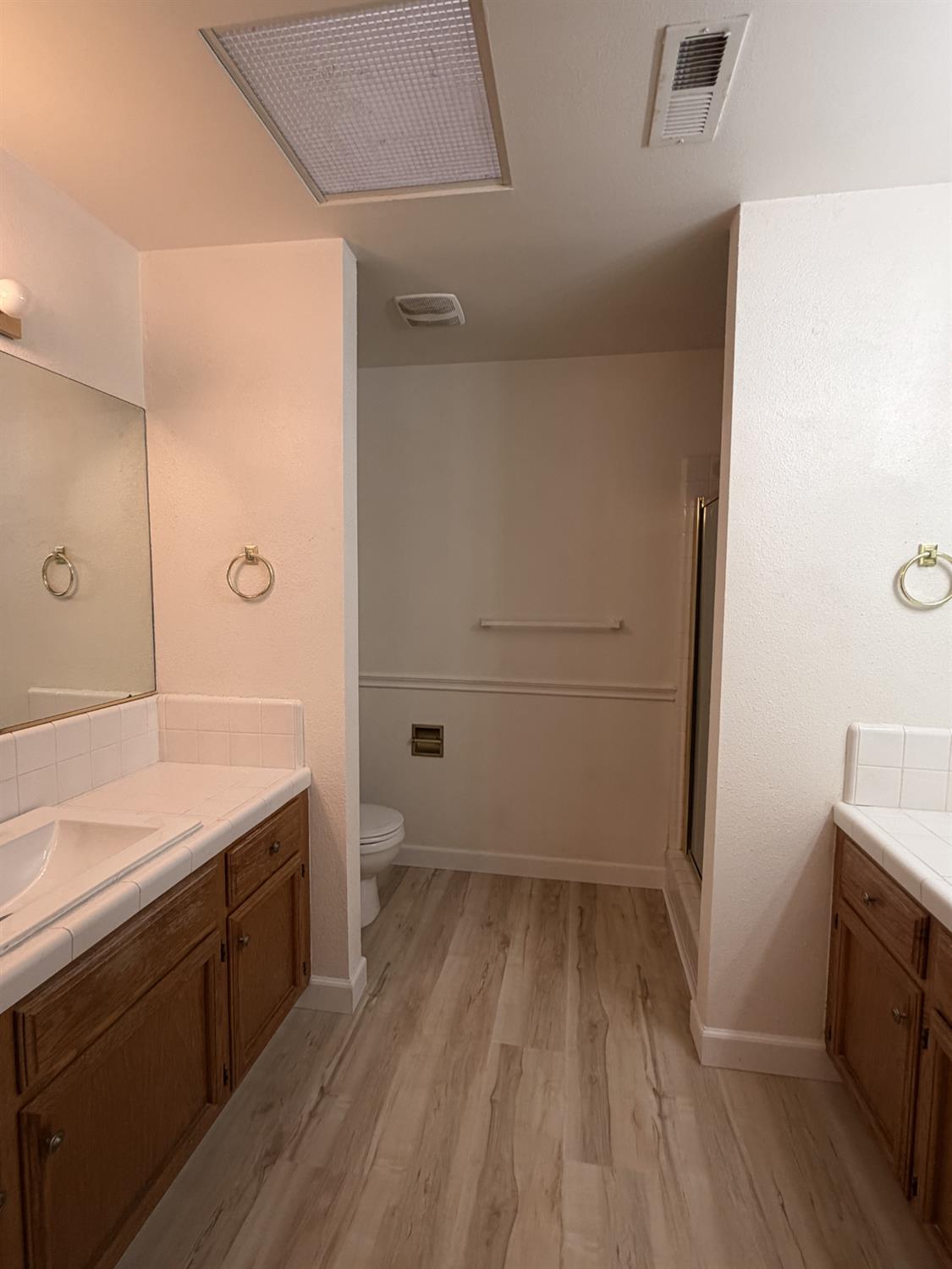 2504 Riverview Dr, Madera, CA 93637