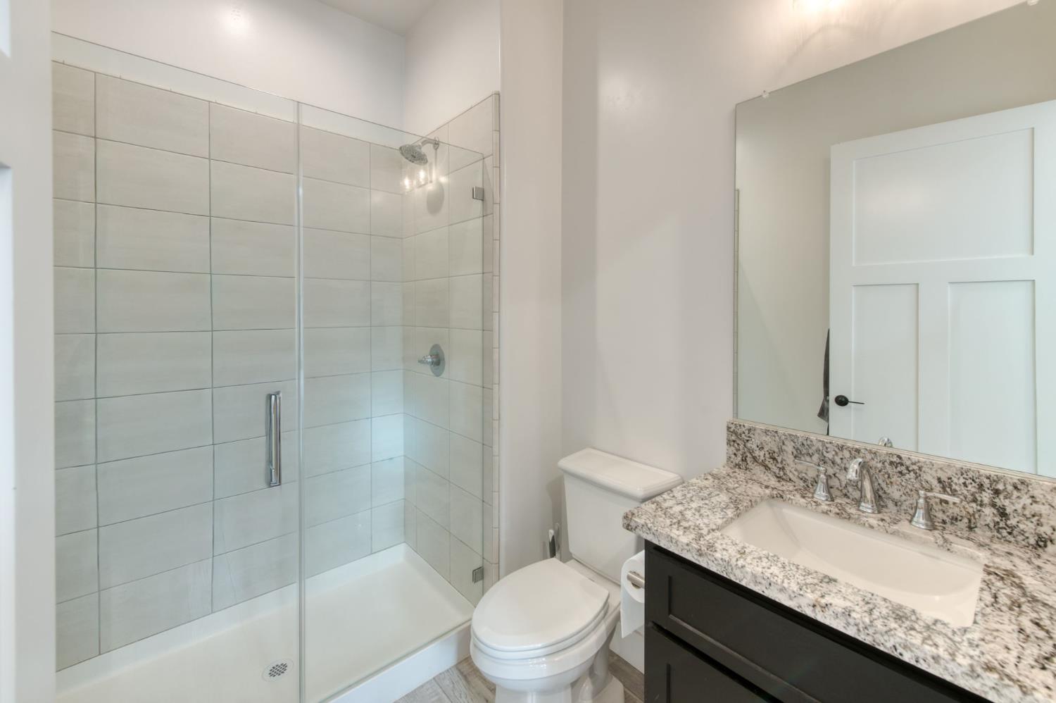 1736 N Renn Ave, Clovis, CA 93619