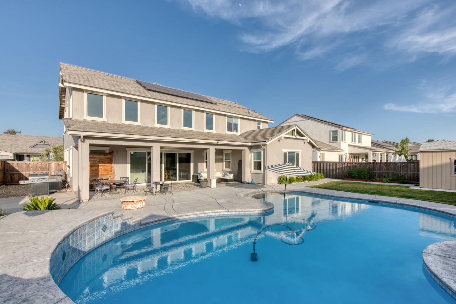1736 N Renn Ave, Clovis, CA 93619