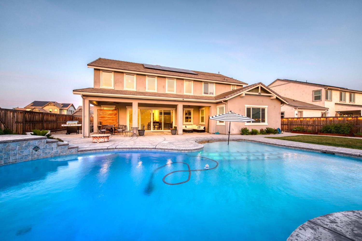 1736 N Renn Ave, Clovis, CA 93619