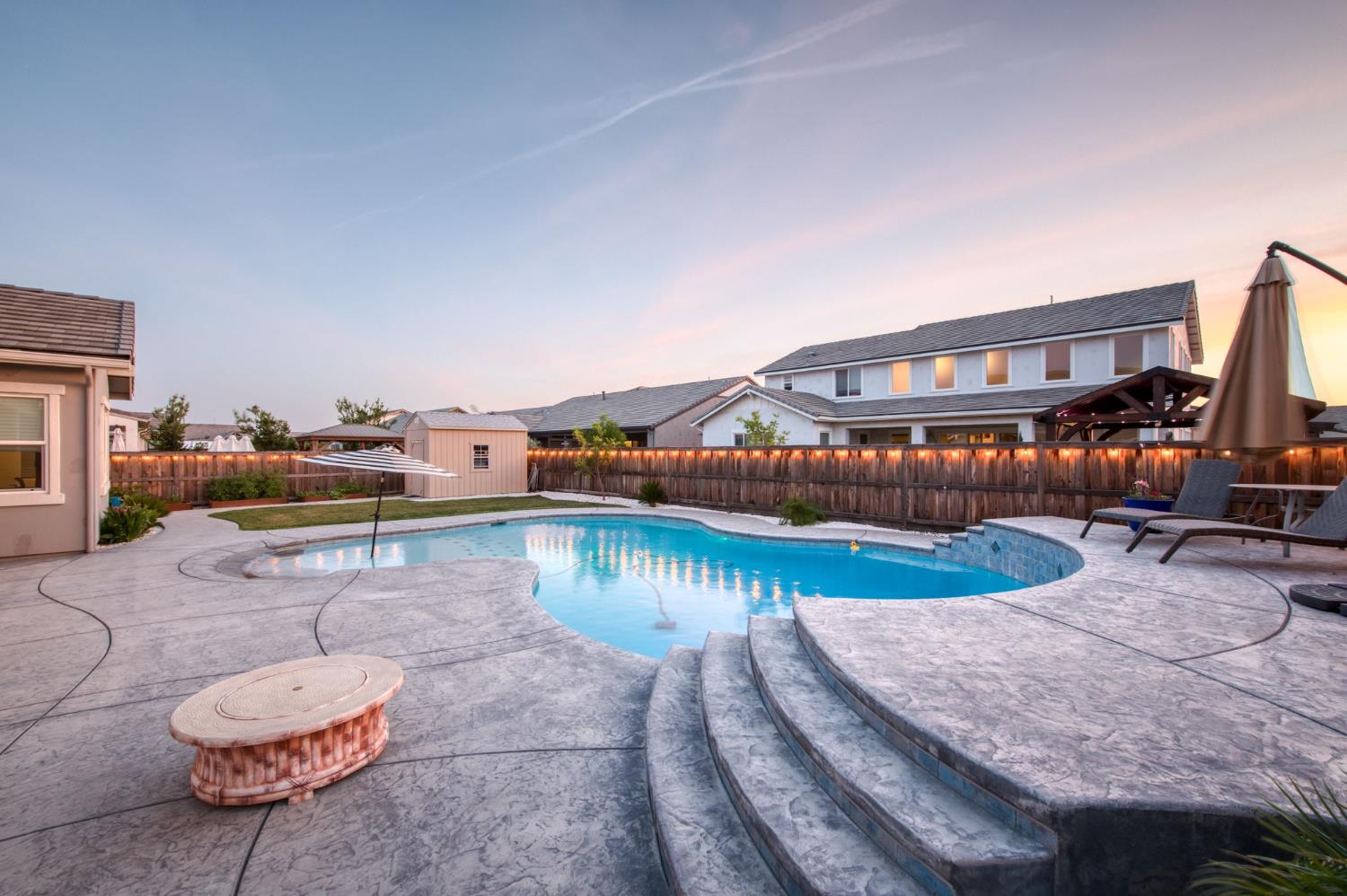 1736 N Renn Ave, Clovis, CA 93619
