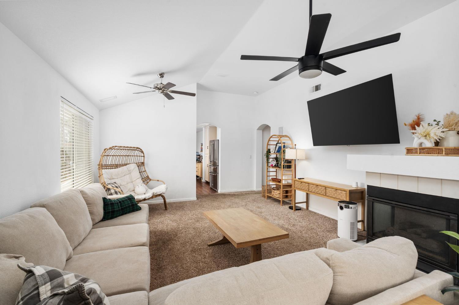 4623 W Berkeley Ave, Fresno, CA 93722