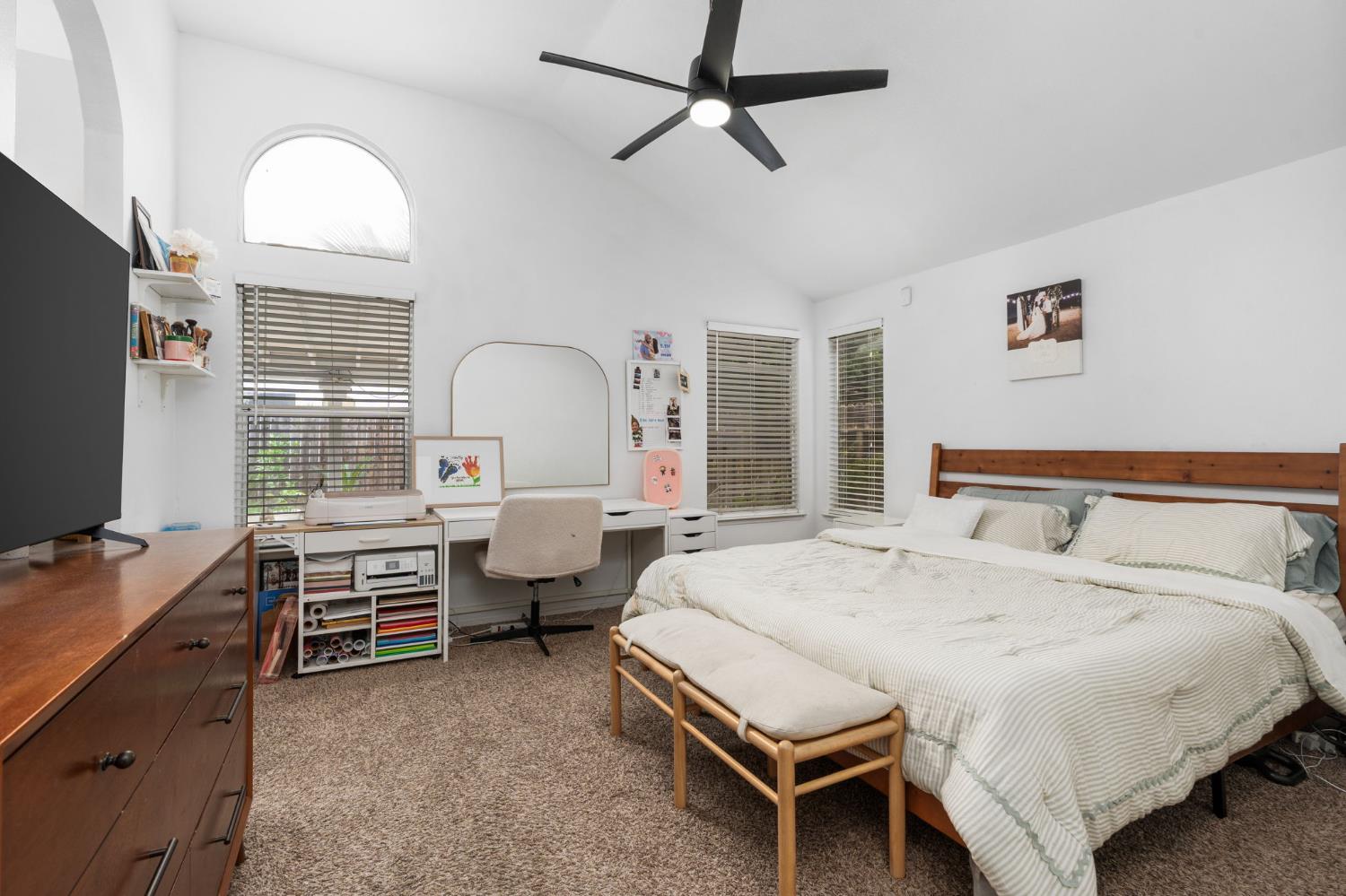 4623 W Berkeley Ave, Fresno, CA 93722