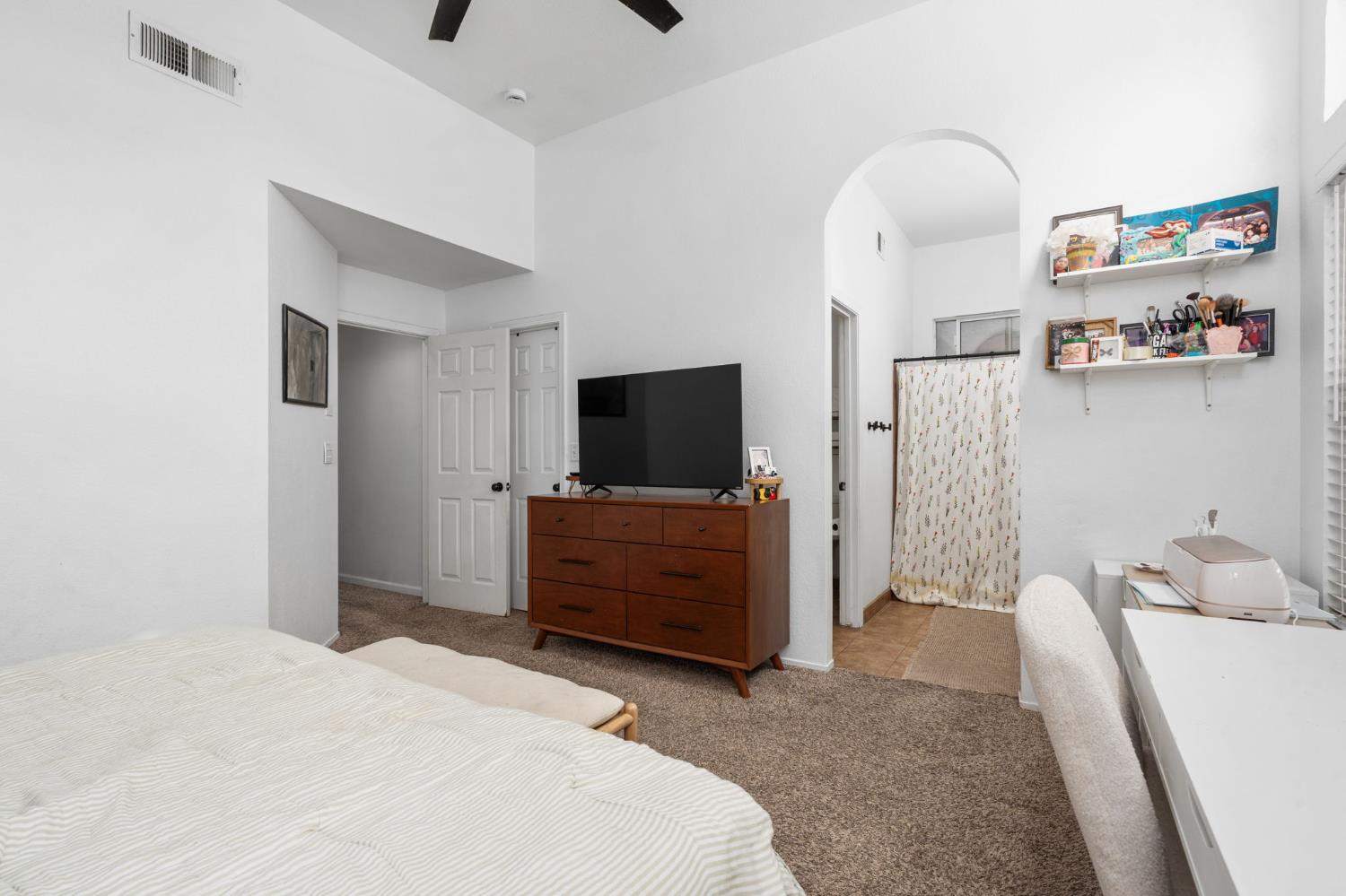 4623 W Berkeley Ave, Fresno, CA 93722