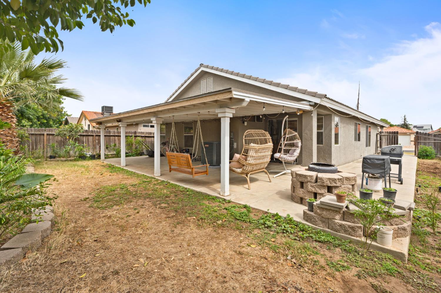 4623 W Berkeley Ave, Fresno, CA 93722
