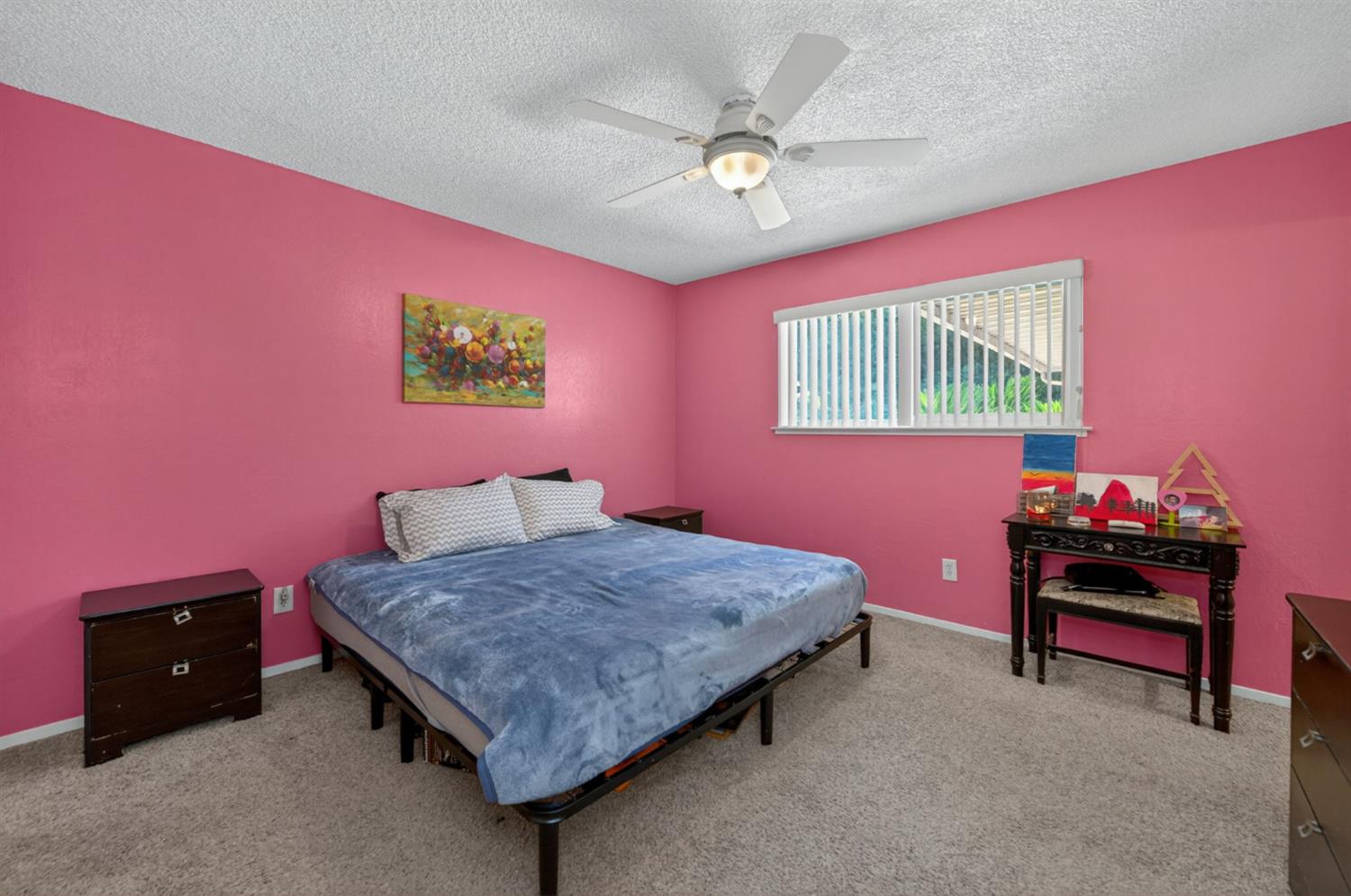 1504 Scott Ave, Clovis, CA 93611