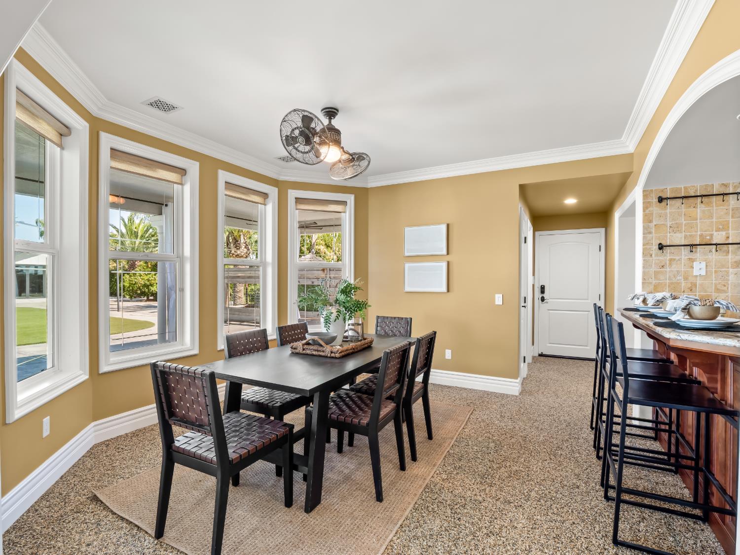 17113 Mark Rd, Madera, CA 93636