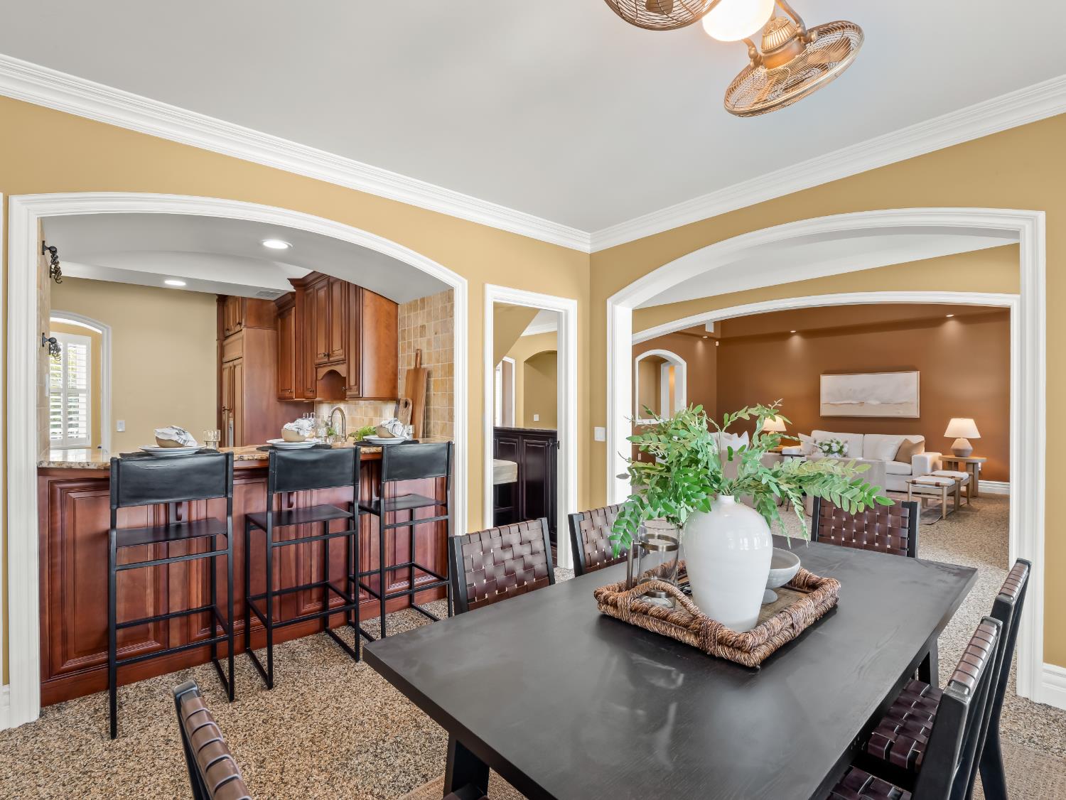 17113 Mark Rd, Madera, CA 93636