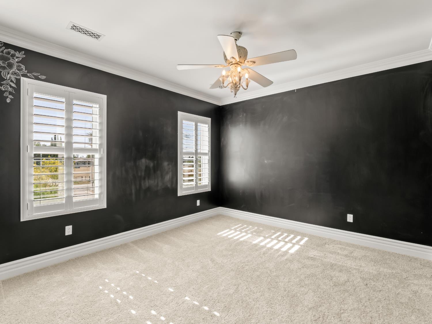 17113 Mark Rd, Madera, CA 93636