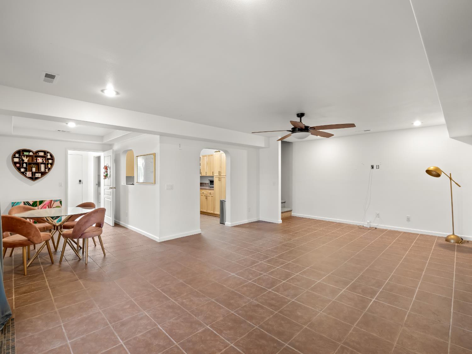 17113 Mark Rd, Madera, CA 93636