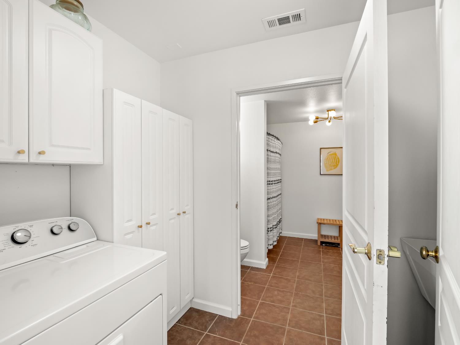 17113 Mark Rd, Madera, CA 93636