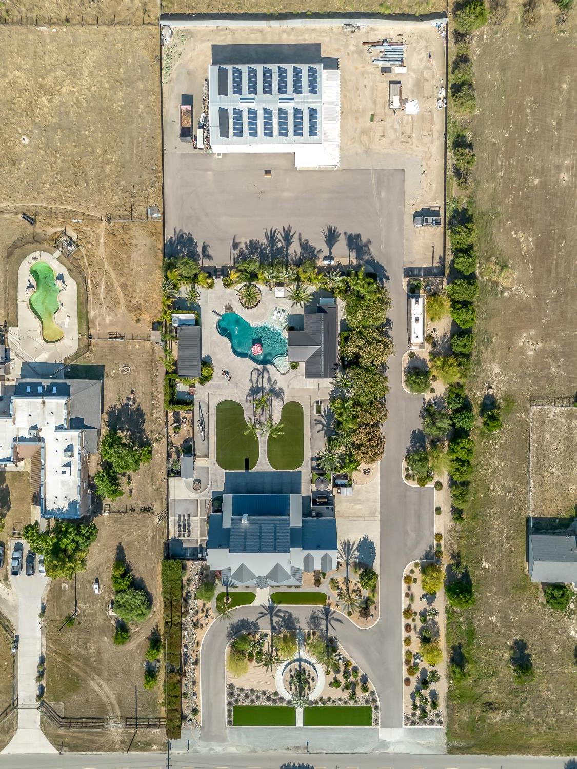 17113 Mark Rd, Madera, CA 93636