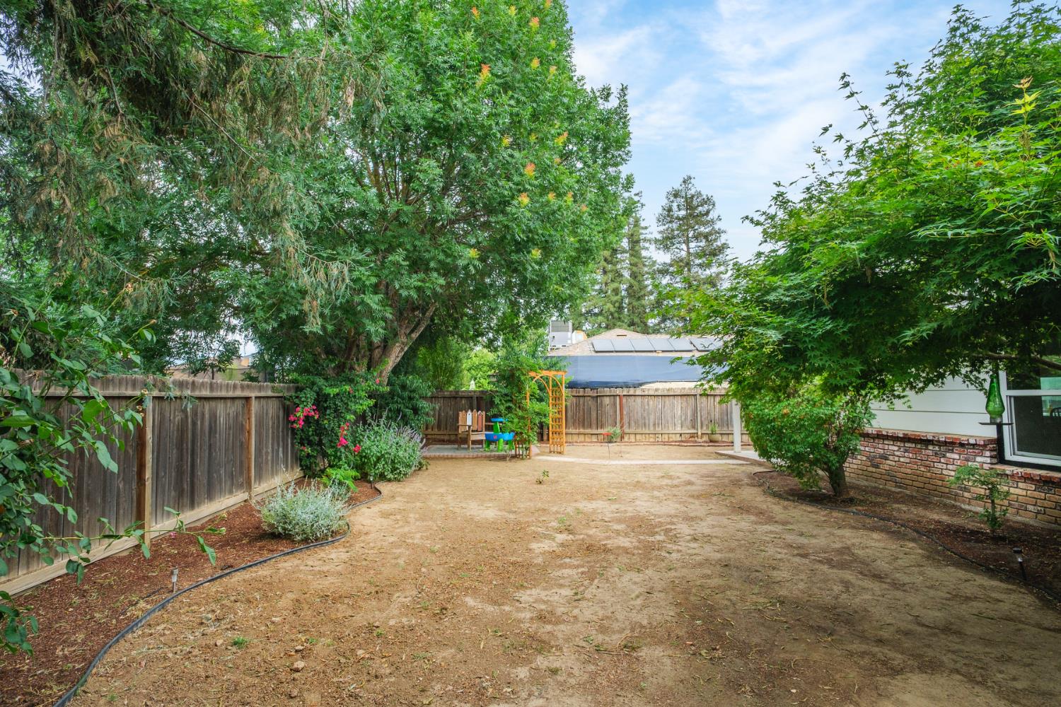 1575 Purvis Ave, Clovis, CA 93611