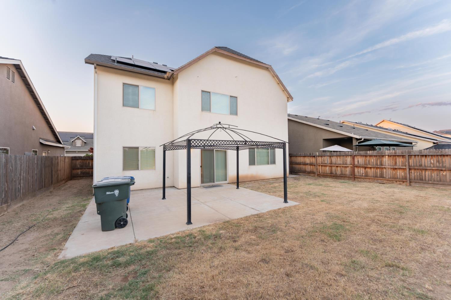 6162 E Farrin Ave, Fresno, CA 93727