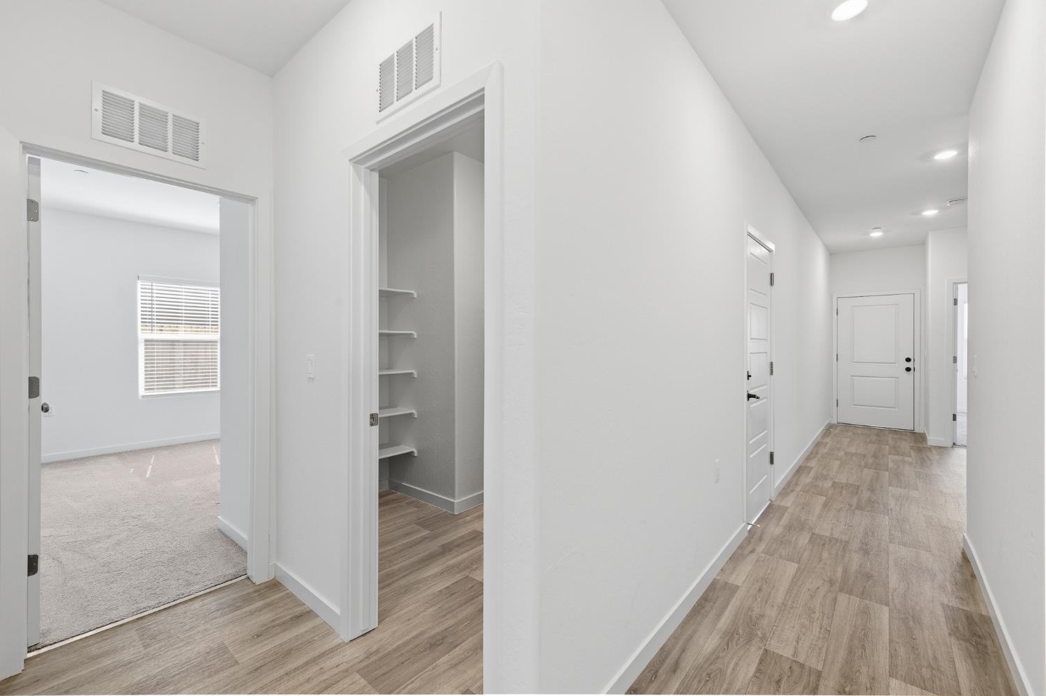 7034 W Willis, Fresno, CA 93723