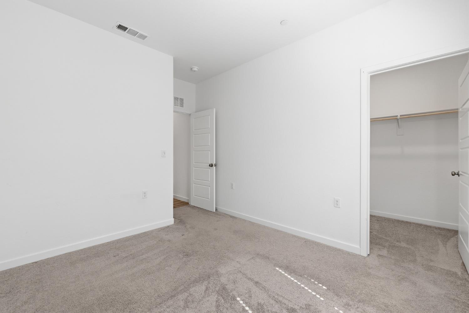 7034 W Willis, Fresno, CA 93723