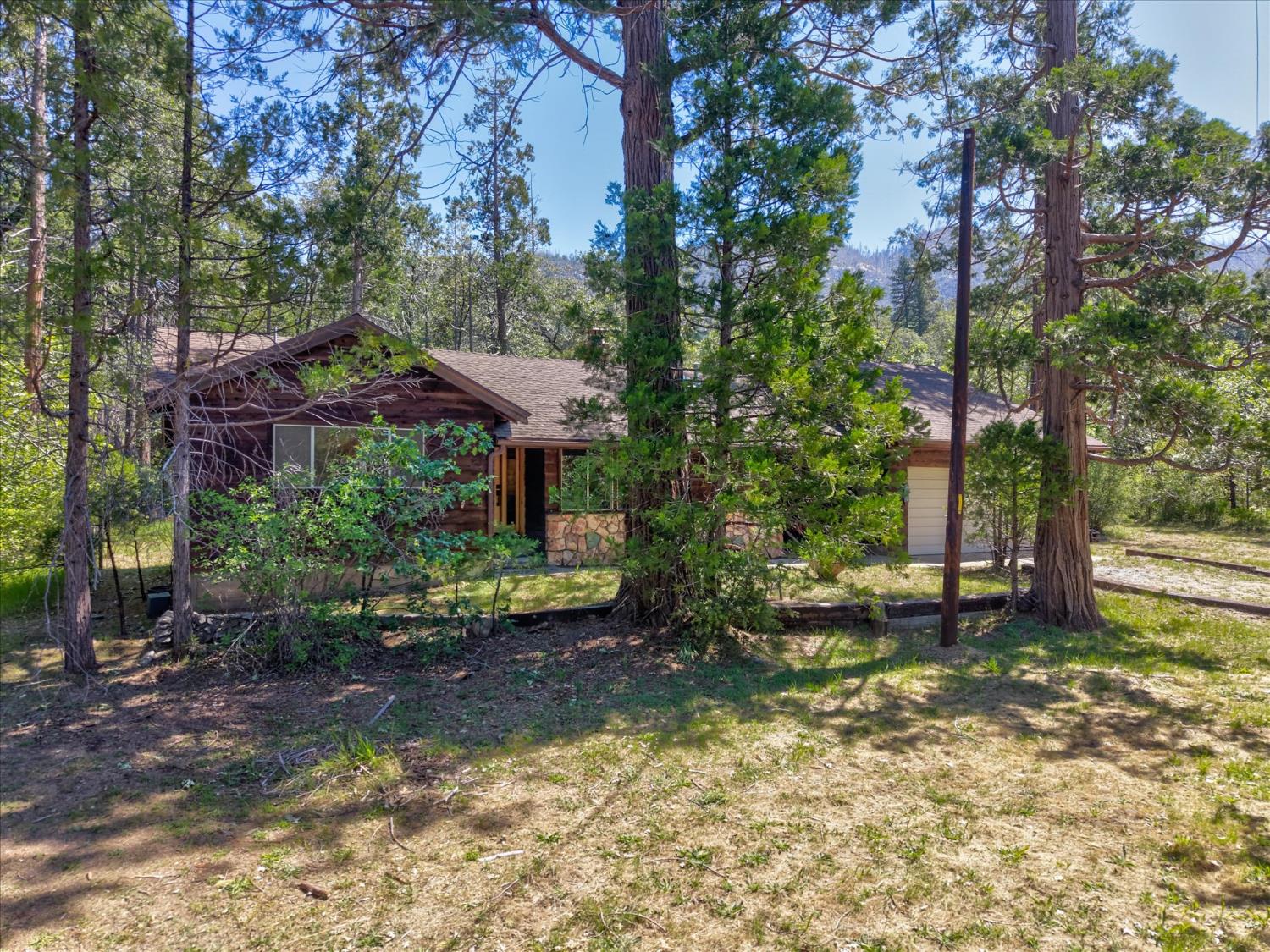 59967 Cascadel Rd, North Fork, CA 93643