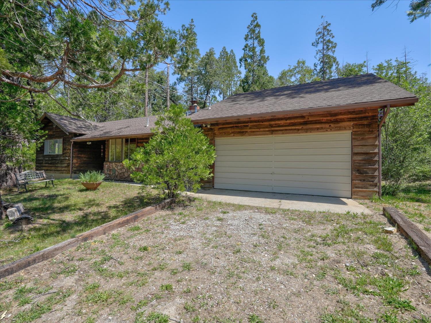 59967 Cascadel Rd, North Fork, CA 93643