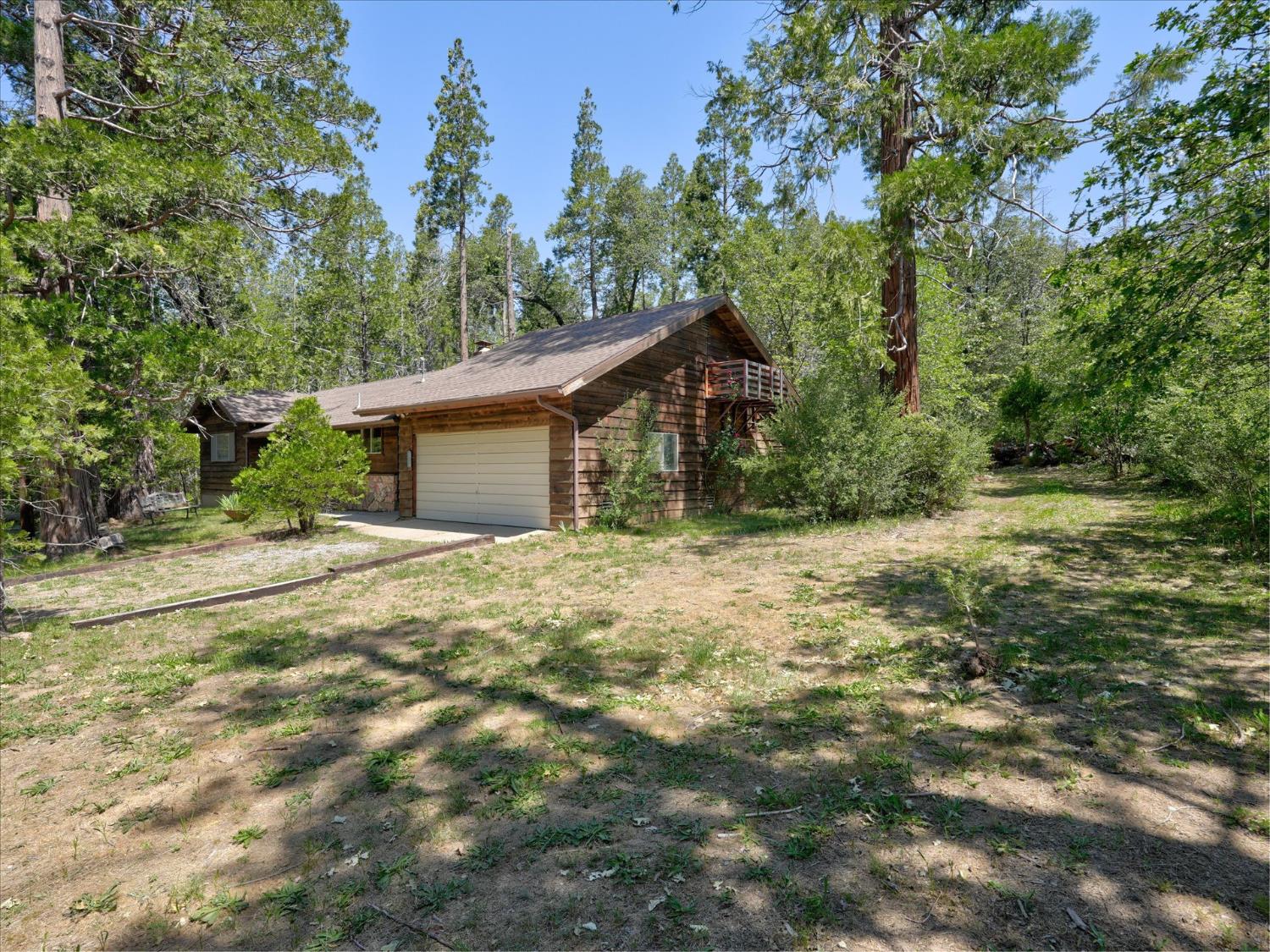 59967 Cascadel Rd, North Fork, CA 93643