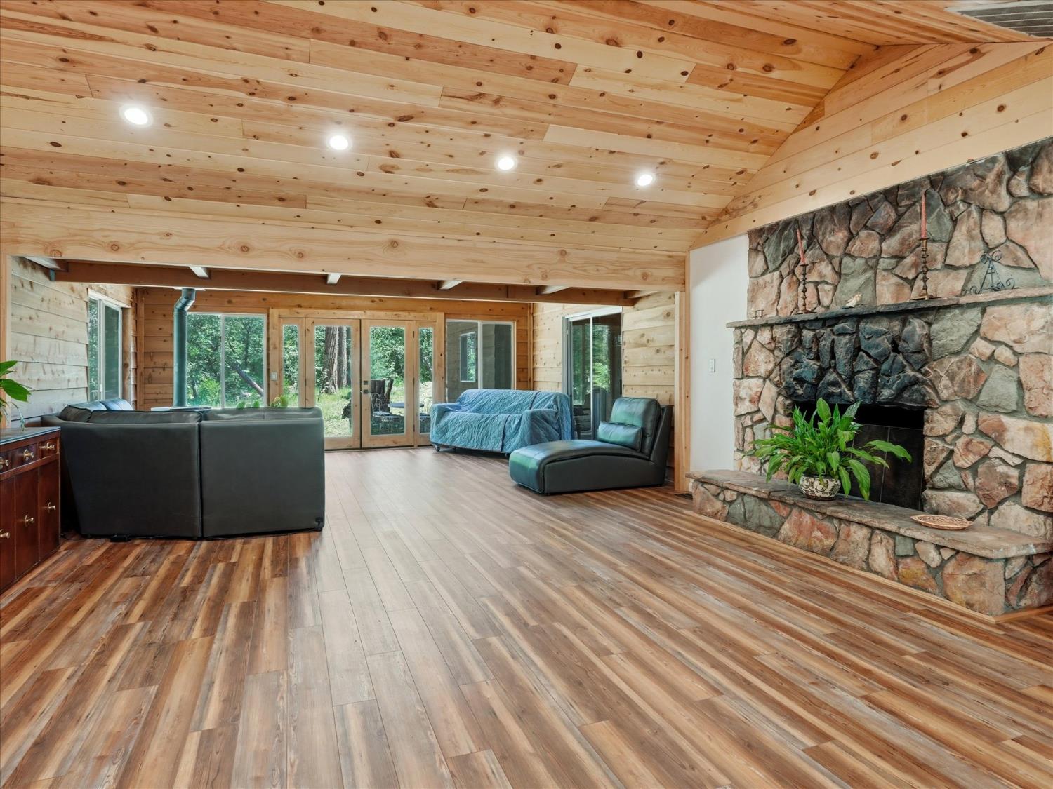 59967 Cascadel Rd, North Fork, CA 93643