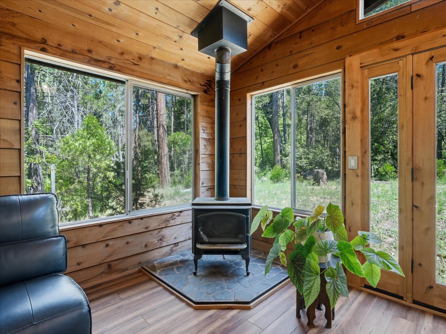 59967 Cascadel Rd, North Fork, CA 93643