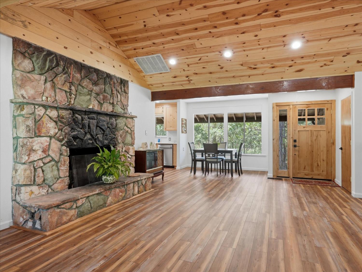 59967 Cascadel Rd, North Fork, CA 93643