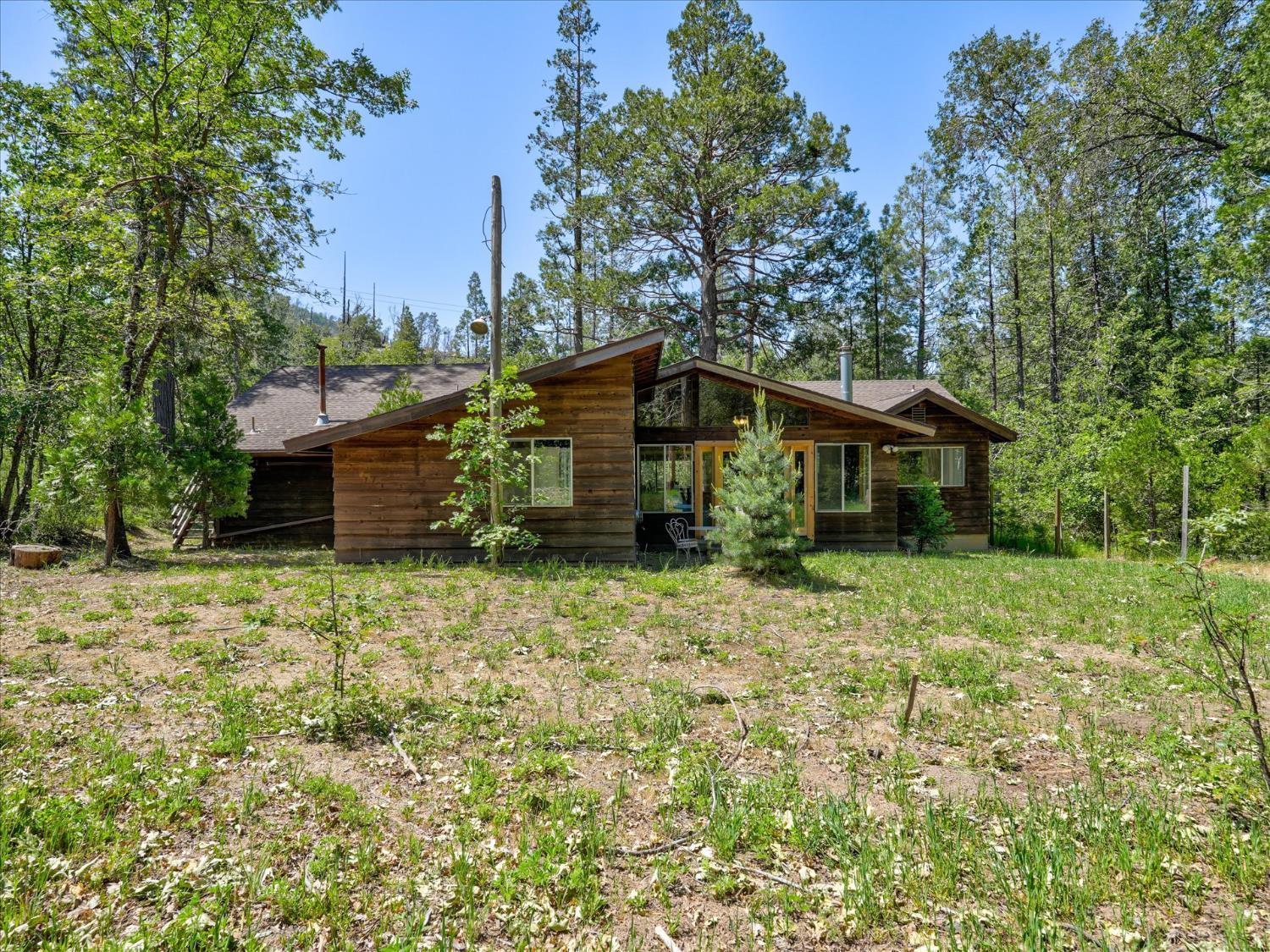 59967 Cascadel Rd, North Fork, CA 93643