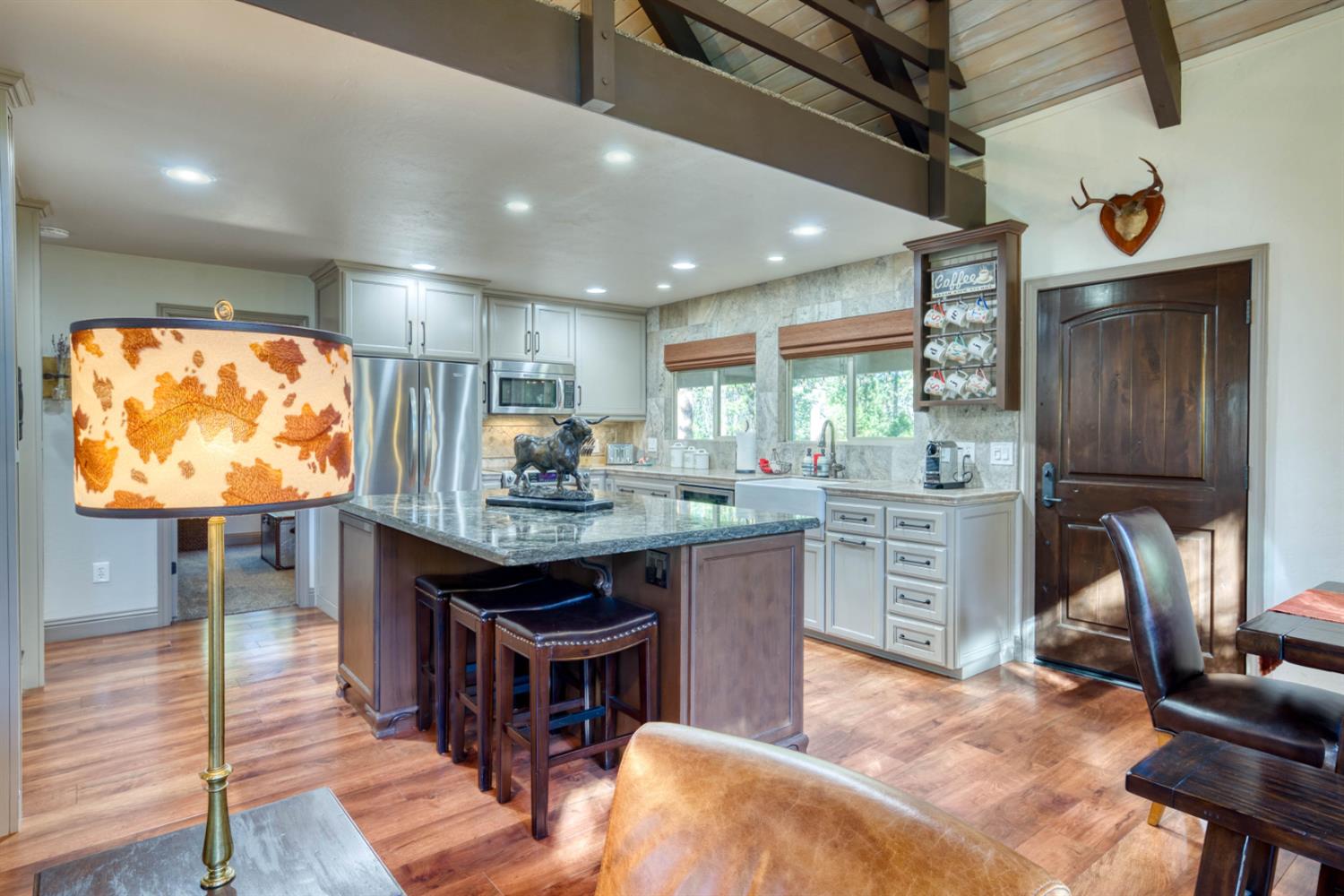 42165 Smoke Tree Lane, Shaver Lake, CA 93664