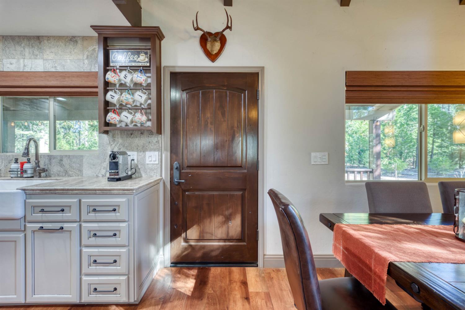 42165 Smoke Tree Lane, Shaver Lake, CA 93664