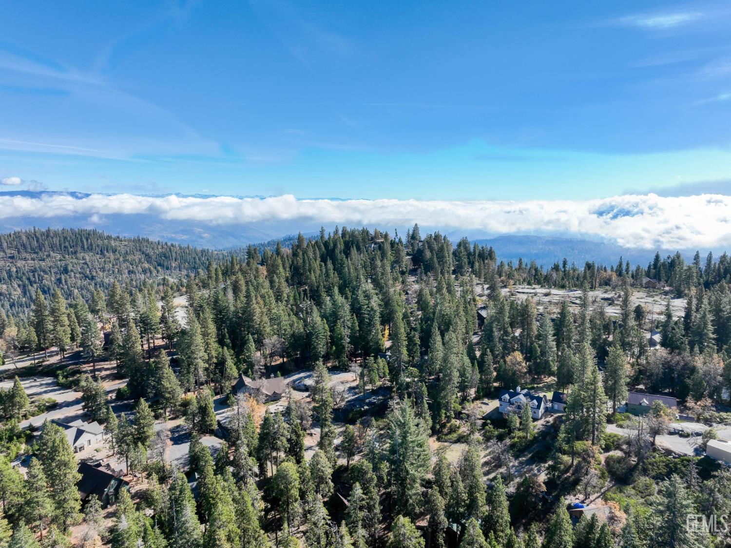 42165 Smoke Tree Lane, Shaver Lake, CA 93664