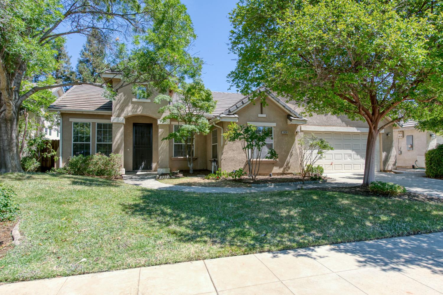 2959 Swift Ave, Clovis, CA 93611