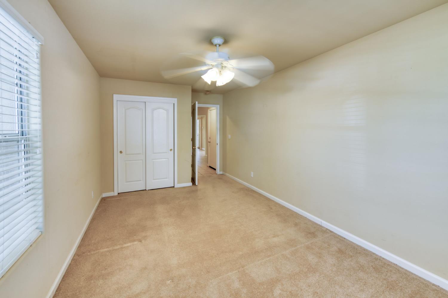 2959 Swift Ave, Clovis, CA 93611