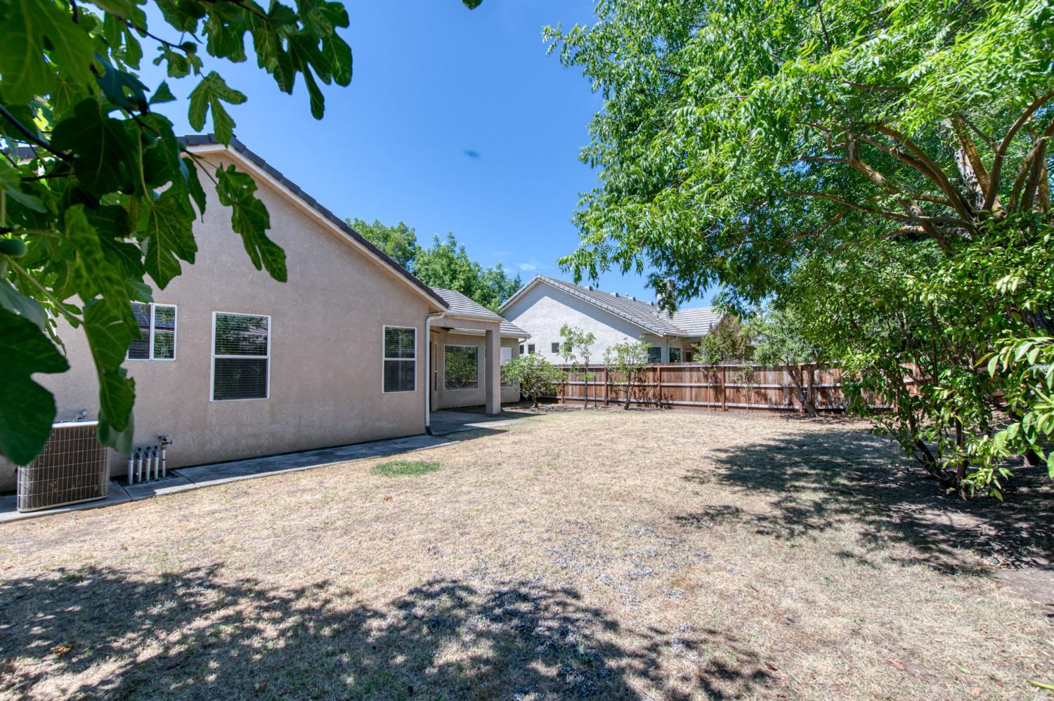 2959 Swift Ave, Clovis, CA 93611