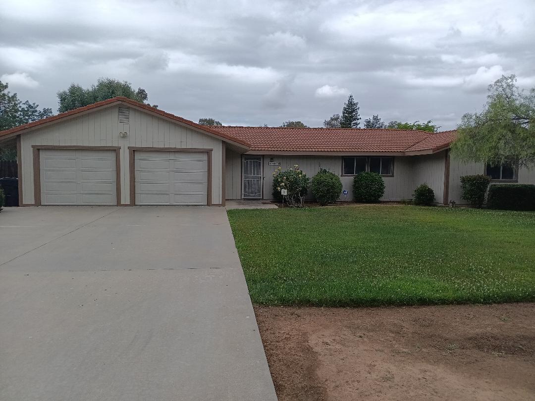 19324 Farallon Rd, Madera, CA 93638