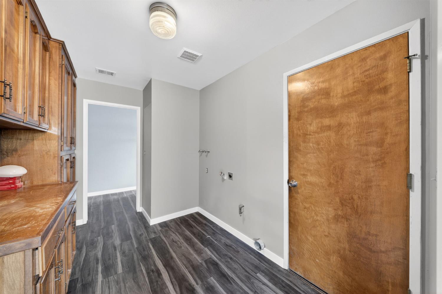 1506 Hope St, Selma, CA 93662