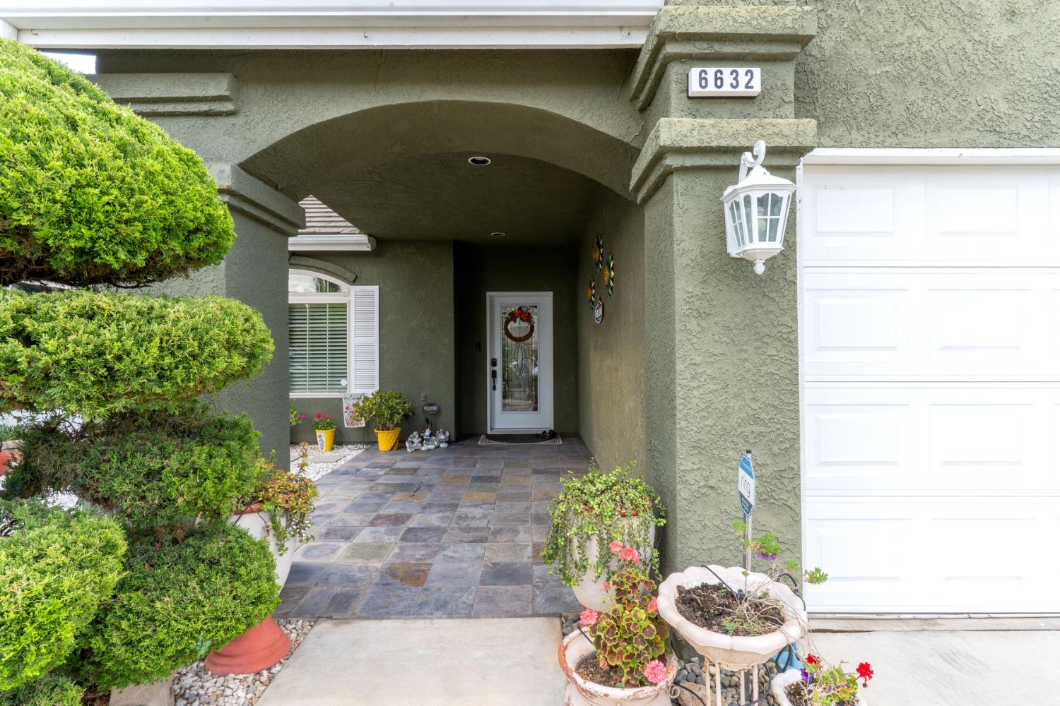 6632 E Michigan Ave, Fresno, CA 93727