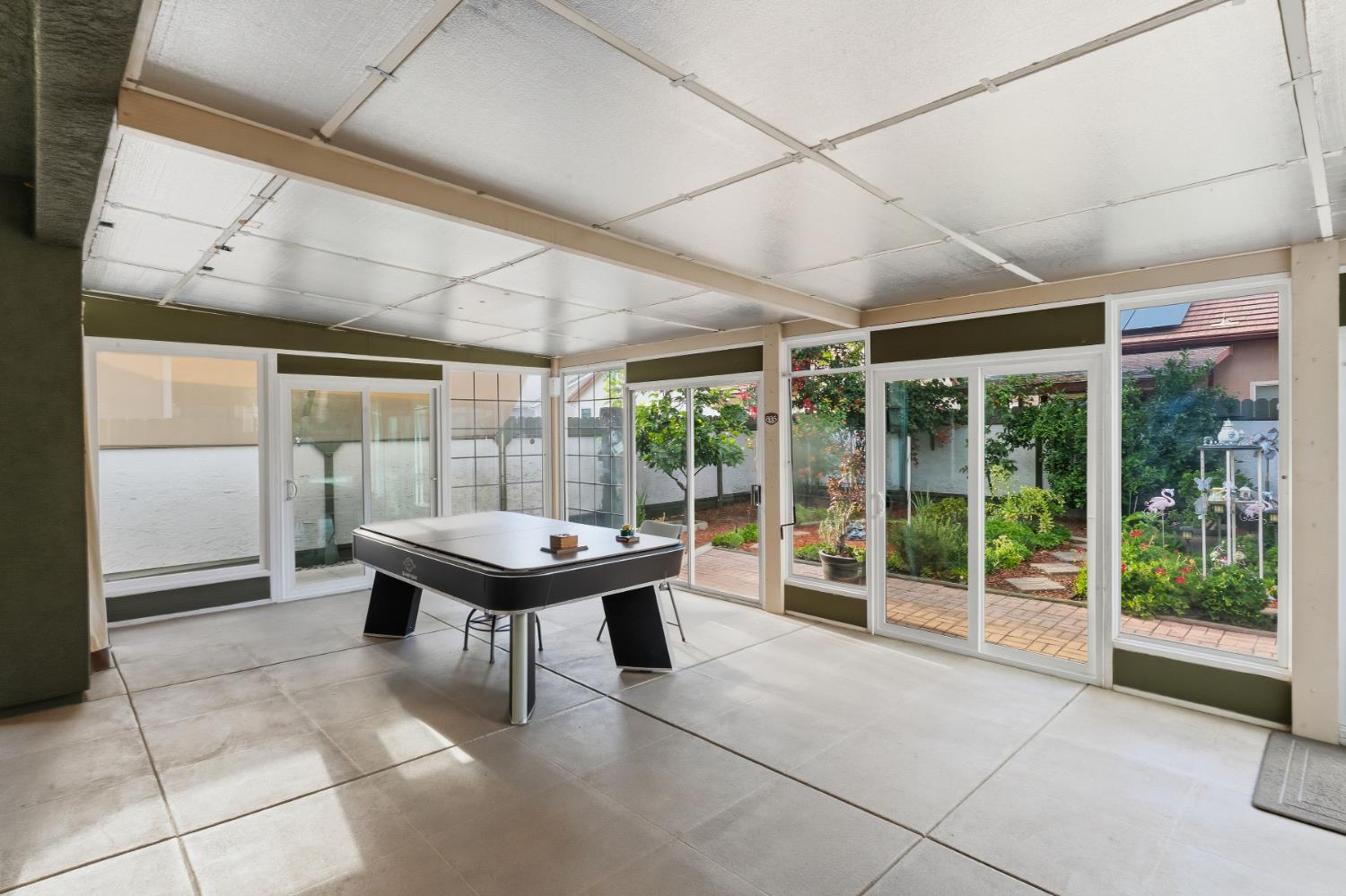 6632 E Michigan Ave, Fresno, CA 93727