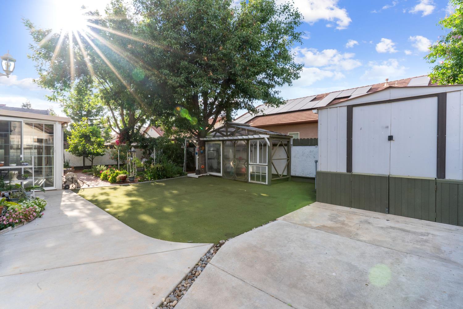 6632 E Michigan Ave, Fresno, CA 93727