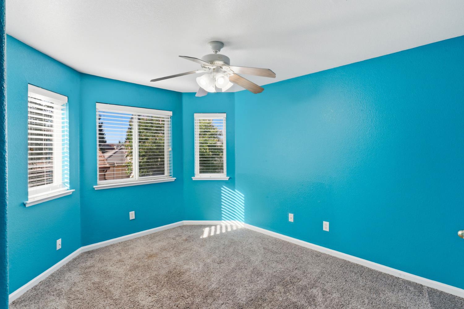 6632 E Michigan Ave, Fresno, CA 93727