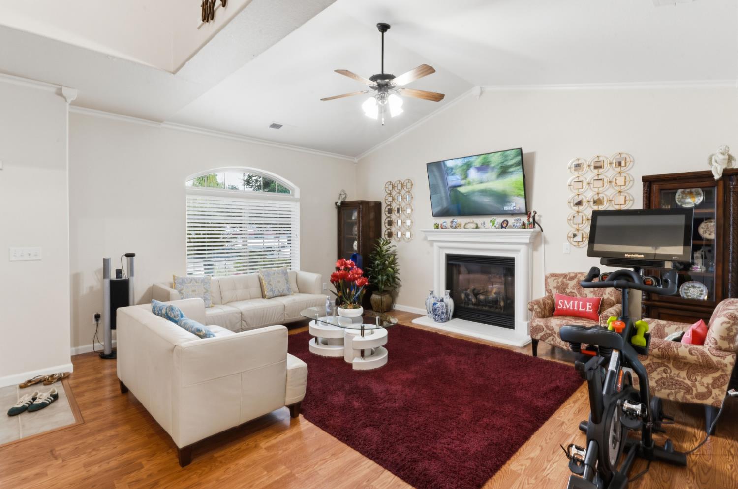 6632 E Michigan Ave, Fresno, CA 93727